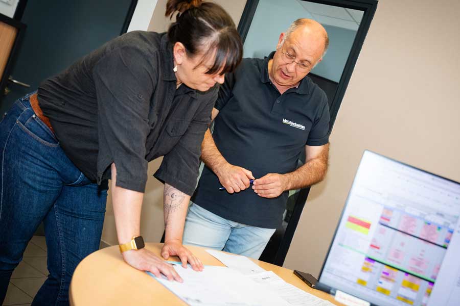 Gestion administrative et direction d'agence
