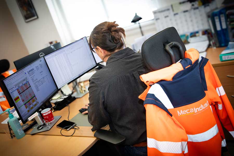 Gestion administrative et direction d'agence